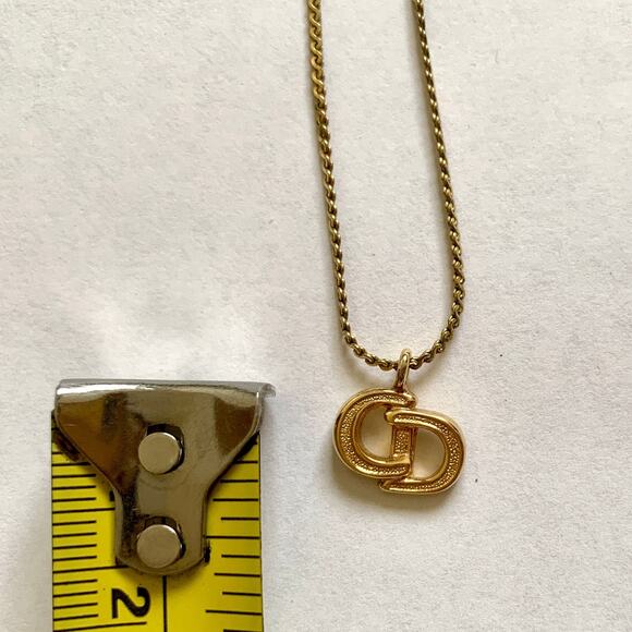 D1022 Authentic Dior CD logo gold color necklace - Picture 3 of 4